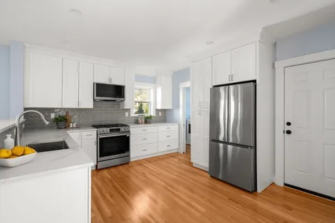 $1,775,000 | 16-18 Walnut Street, Belmont, MA 02478