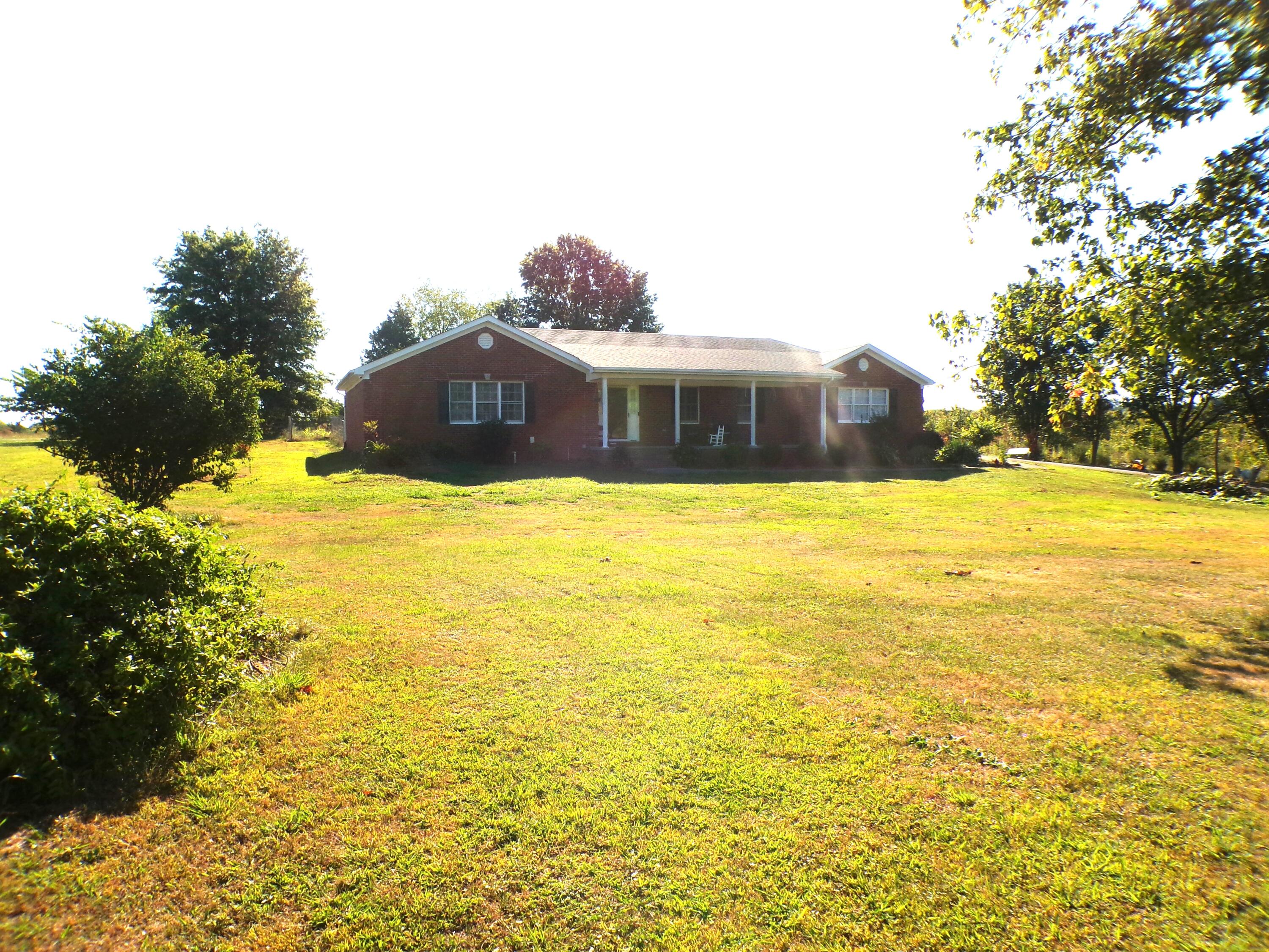 1828 Guynn Road Paint Lick, KY 40461 - Photo 3 of 25 100_0204