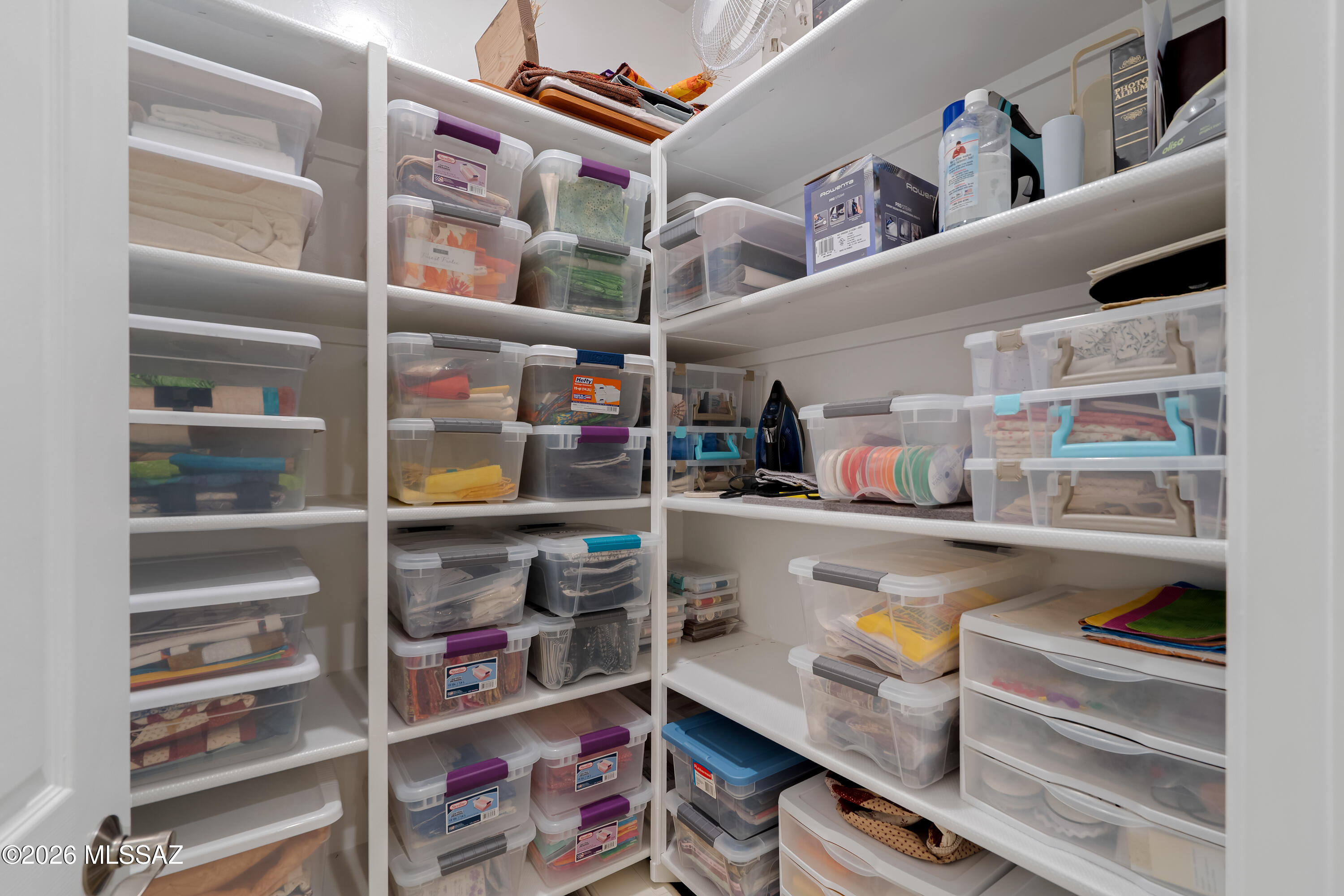 31579 South Misty Basin Road Oracle, AZ 85623 - Photo 25 of 48 Hobby Room Storage