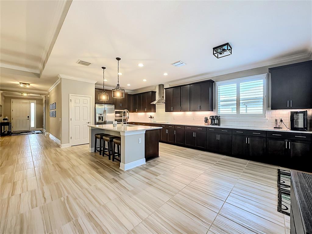 19563 Leonard Road Lutz, FL 33558 - Photo 9 of 49