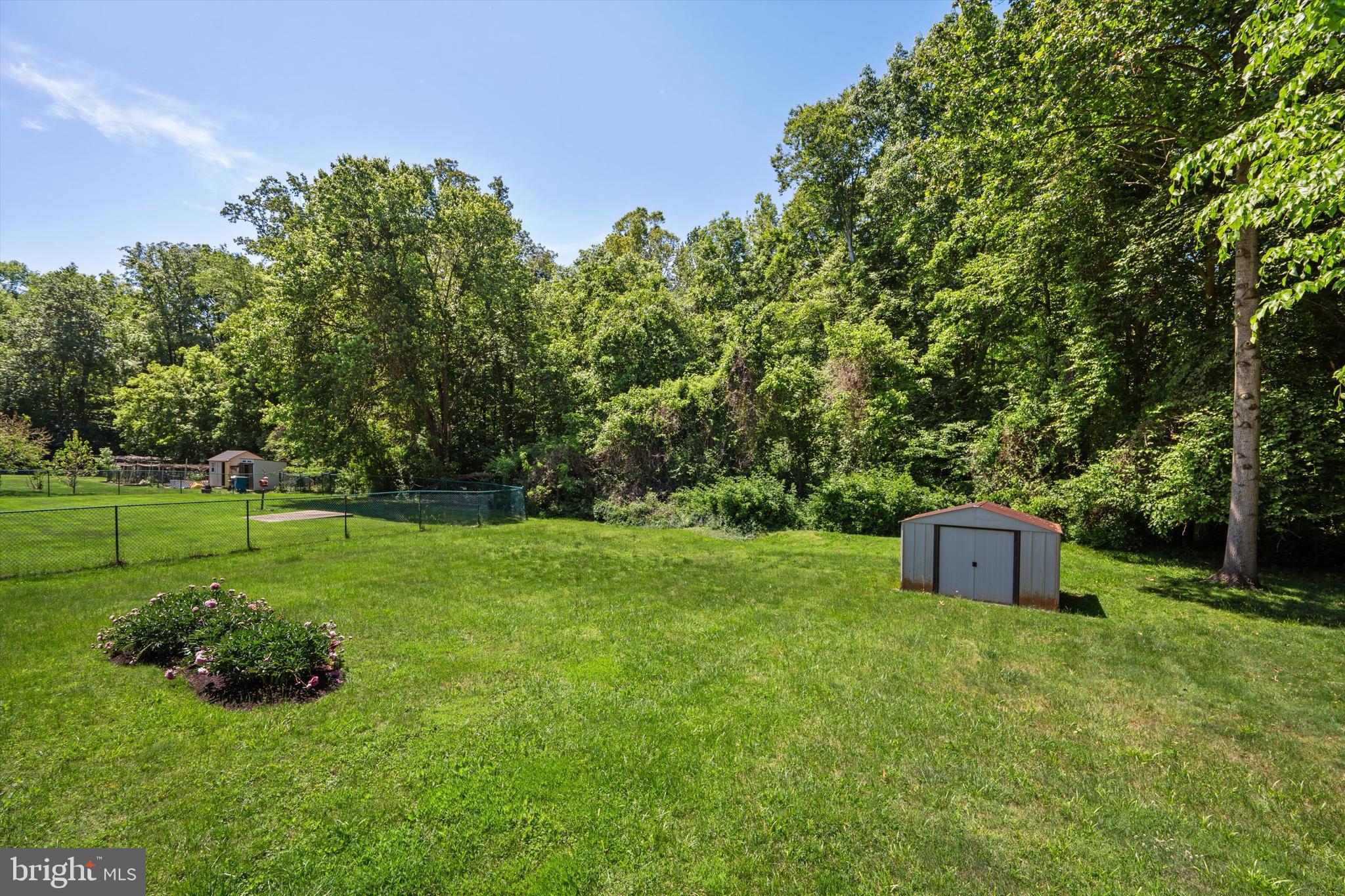 5308 Inverchapel Road Springfield, VA 22151 - Photo 25 of 28 Large lot backing to Lake Accotink Park