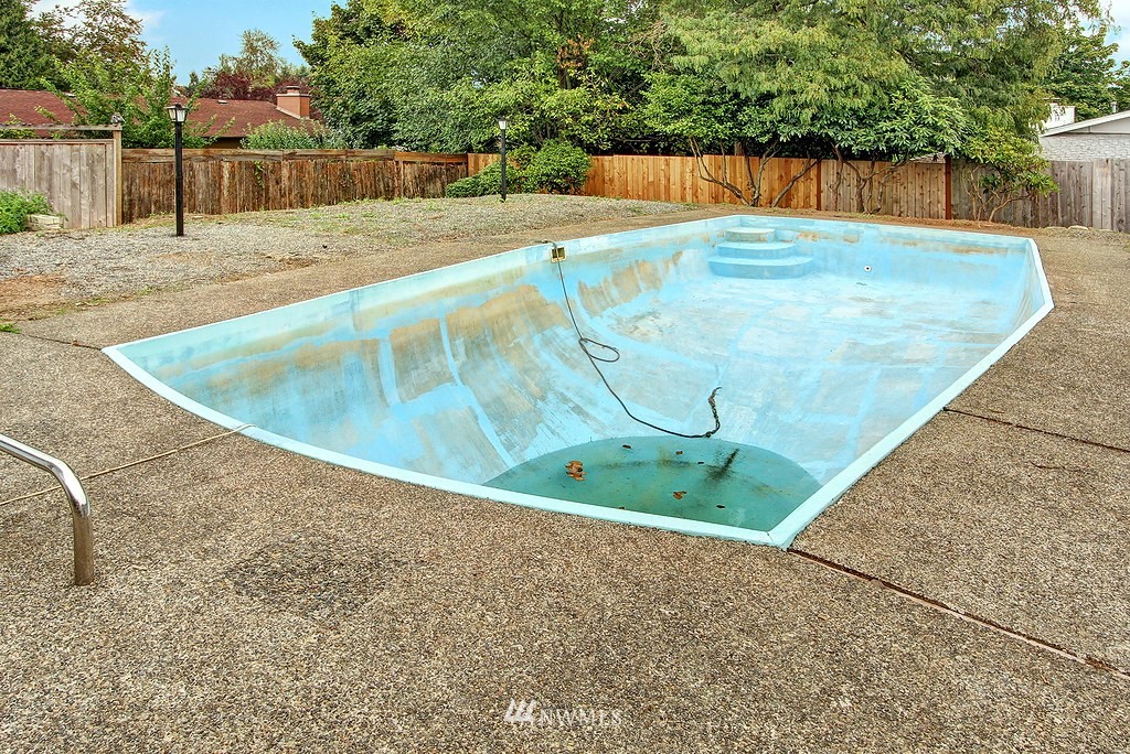 12030 Southeast 165th Street Renton, WA 98058 - Photo 15 of 21 Gallery Image 15