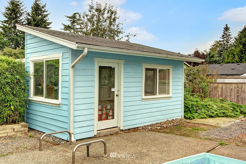 12030 Southeast 165th Street Renton, WA 98058 - Photo 16 of 21 Gallery Image 16