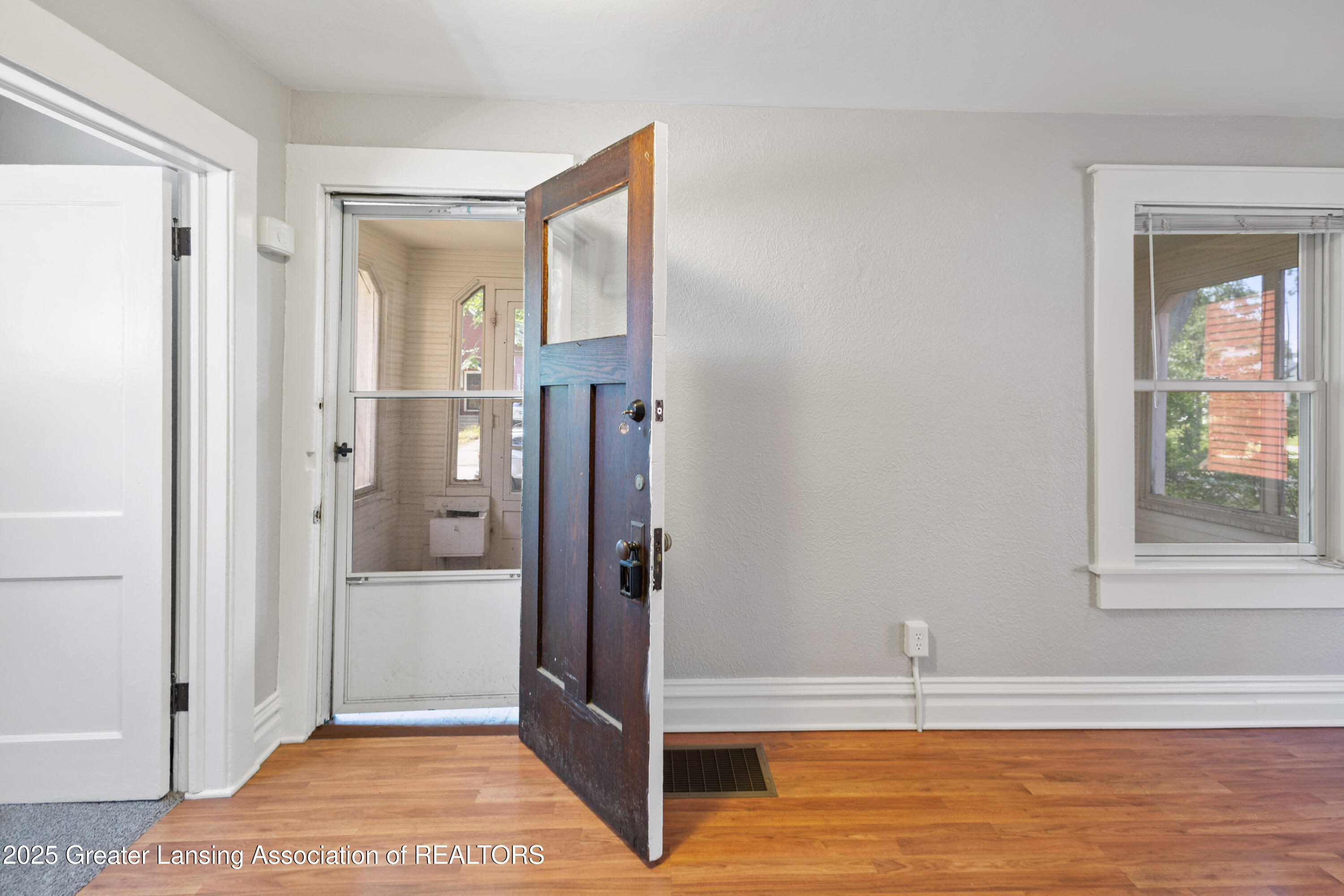 1808 Drexel Road Lansing, MI 48915 - Photo 6 of 53 DREXEL-1