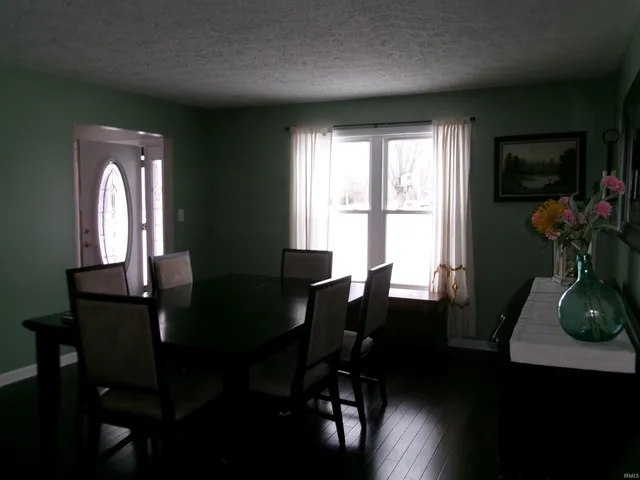 $274,900 | 866 Highway 218, Bunker Hill, IN 46914