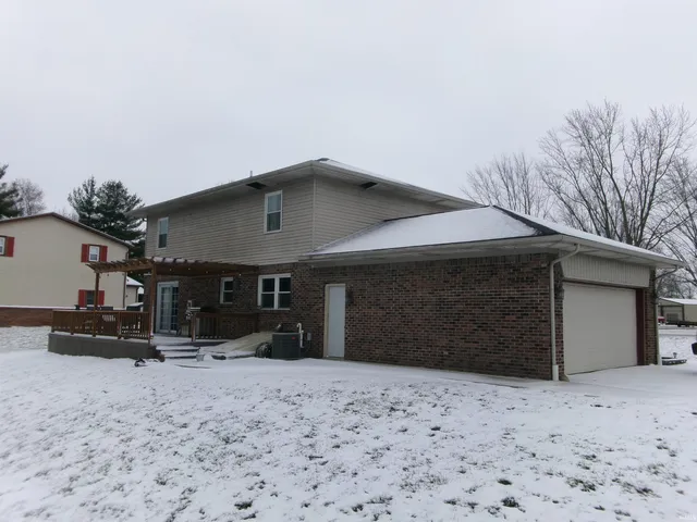 $274,900 | 866 Highway 218, Bunker Hill, IN 46914