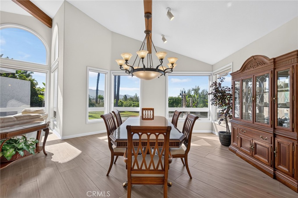 17943 Highlands Ranch Place Poway, CA 92064 - Photo 9 of 43 Gallery Image 9