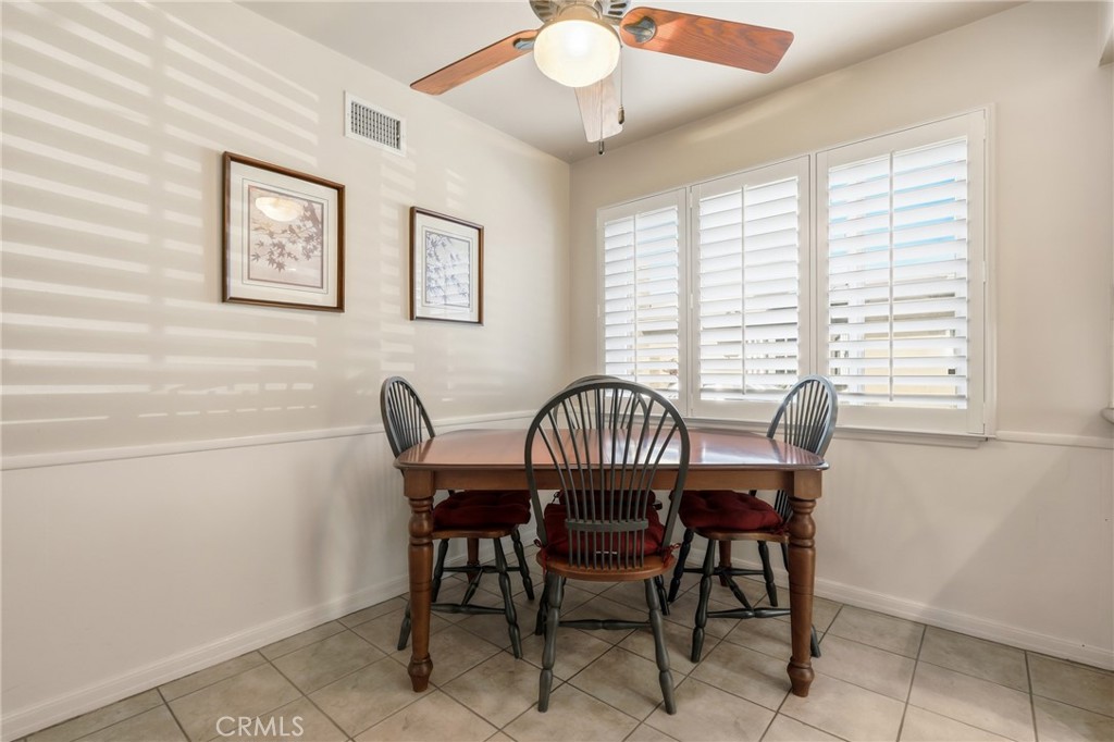 516 South Peregrine Street Anaheim, CA 92806 - Photo 13 of 34 a view of a dining room with furniture window and outside view