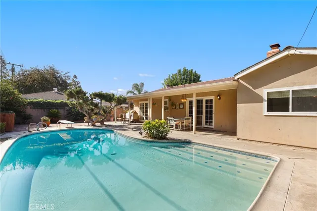 $999,988 | 516 South Peregrine Street, Anaheim, CA 92806