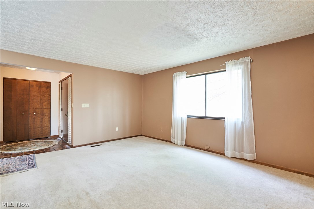 171 Granger Road, Unit 142 Medina, OH 44256 - Photo 3 of 27