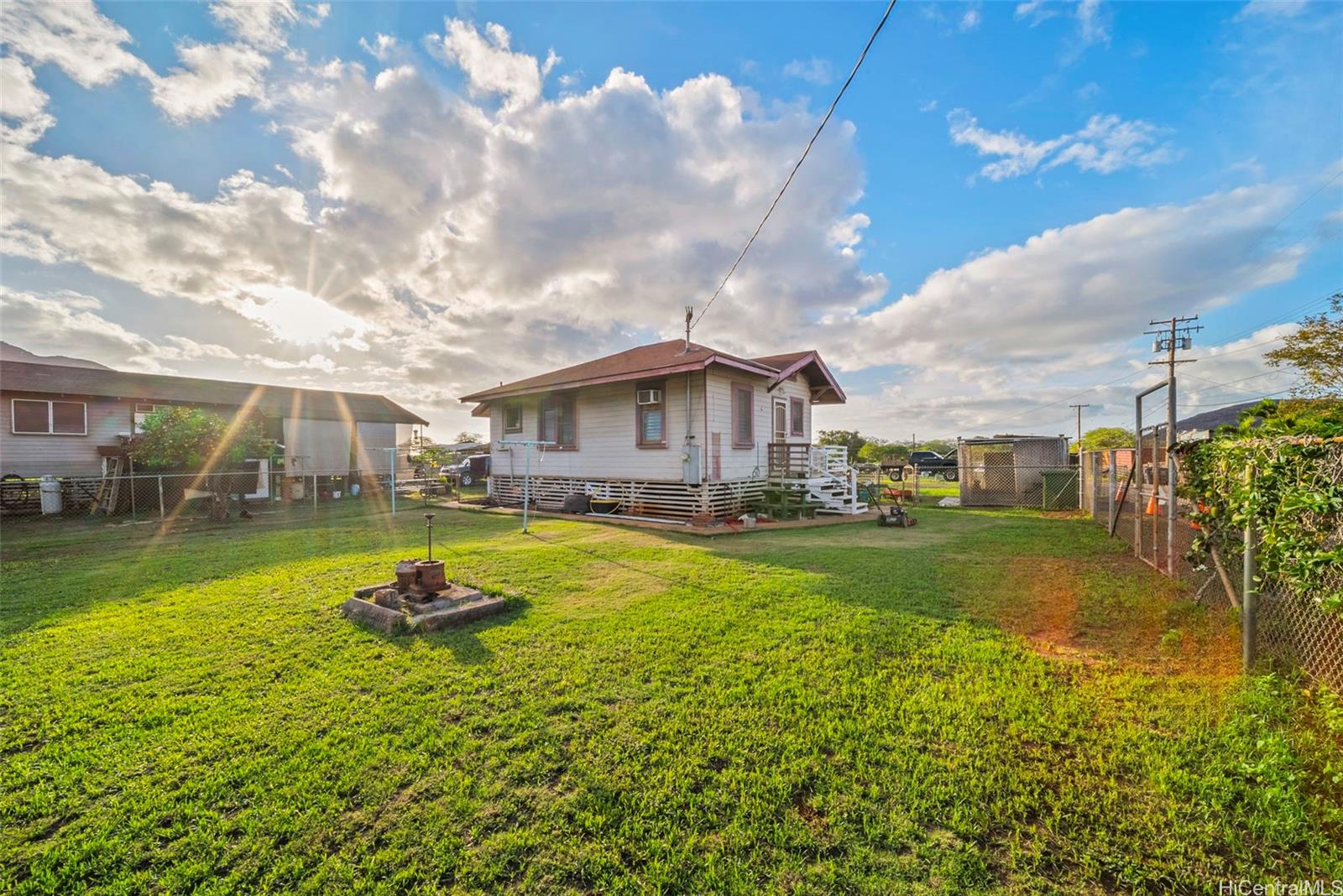 87-879 Apuupuu Road Waianae, HI 96792 - Photo 12 of 21 a view of a house with a yard