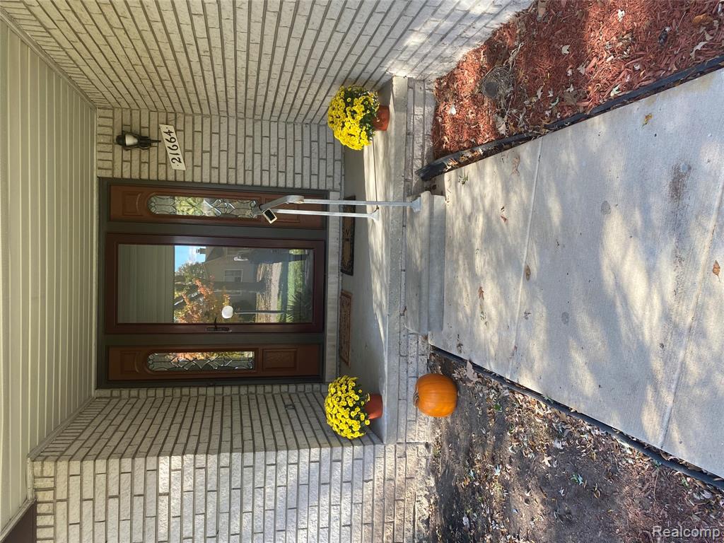 21664 Hall Road Woodhaven, MI 48183 - Photo 42 of 45