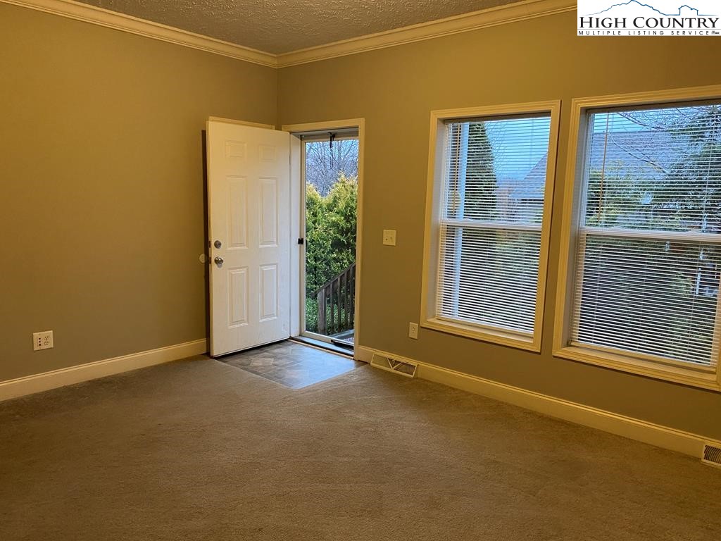 403 Ridgecrest Avenue, Unit 2A West Jefferson, NC 28694 - Photo 2 of 10