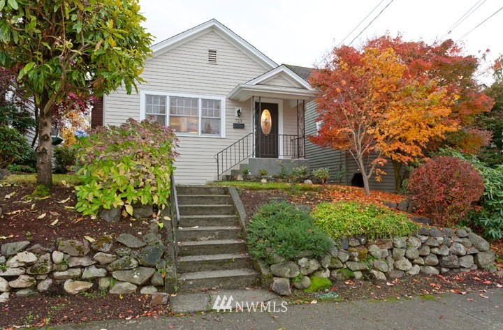 723 North 77th Street Seattle, WA 98103 - Photo 1 of 15 Gallery Image 1