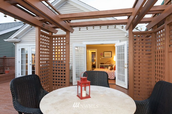723 North 77th Street Seattle, WA 98103 - Photo 14 of 15 Gallery Image 14