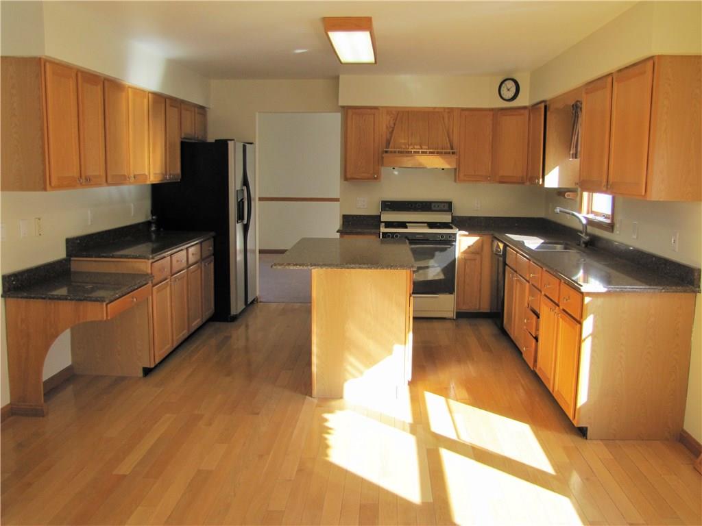 575 North Branch Road McDonald, PA 15057 - Photo 7 of 25 Huge kitchen with plenty of cabinet space and countertop!