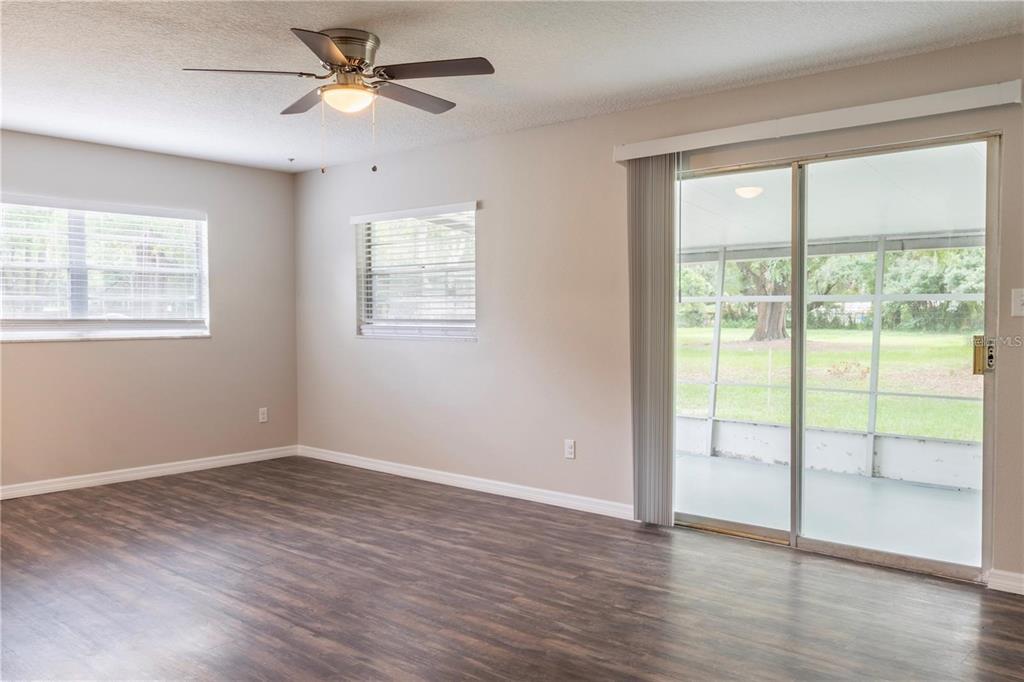 3005 South Kings Avenue Brandon, FL 33511 - Photo 15 of 33