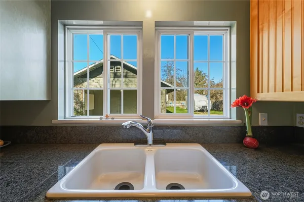 $529,000 | 22 Northwest B Street, College Place, WA 99324