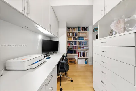 $1,799,000 | 5500 Collins Avenue, Unit 1902, Miami Beach, FL 33140