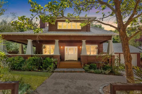 $3,398,000 | 6 Hunter Creek, Fairfax, CA 94930