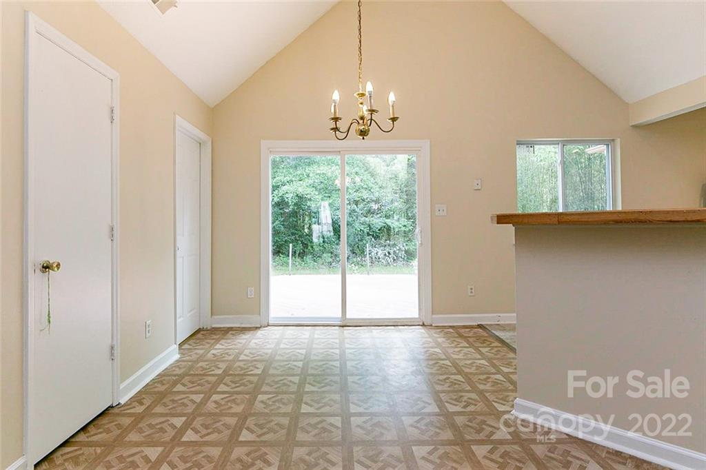 8421 Barncliff Road Charlotte, NC 28227 - Photo 7 of 16 Gallery Image 7
