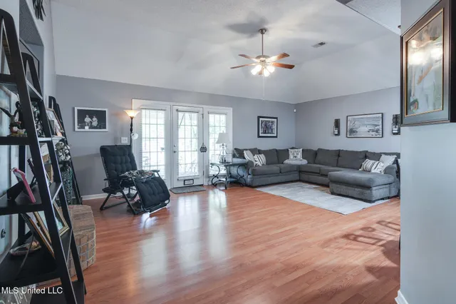 $270,000 | 280 Northwood Hills Drive, Hernando, MS 38632