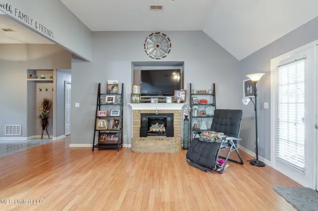 $270,000 | 280 Northwood Hills Drive, Hernando, MS 38632