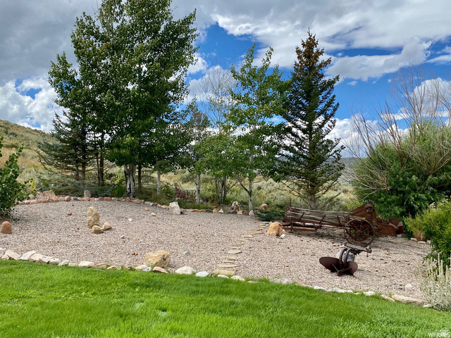 972 Ridgeway Loop, Unit 228 Garden City, UT 84028 - Photo 18 of 26 View of yard