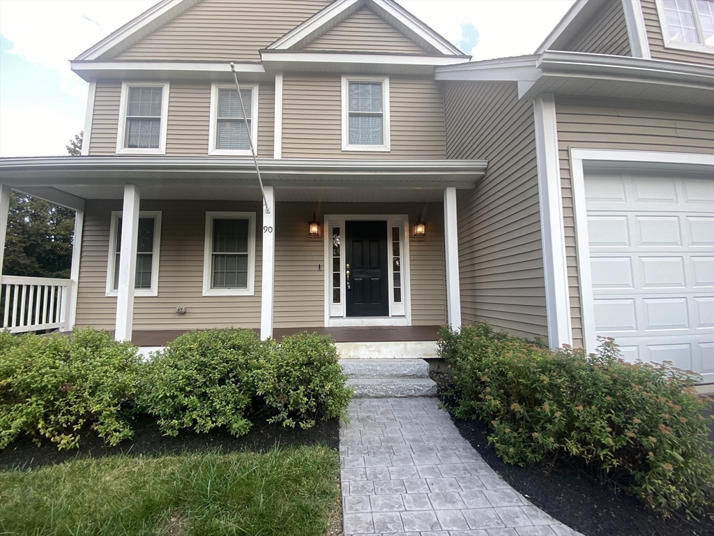 90 Cook Lane Marlborough, MA 01752 - Photo 2 of 39