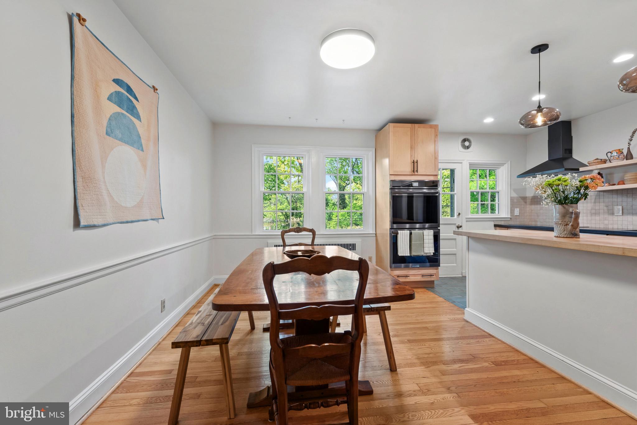 4212 Westview Road Baltimore, MD 21218 - Photo 7 of 35 Dining Room open to Kitchen w/ double wall ovens!