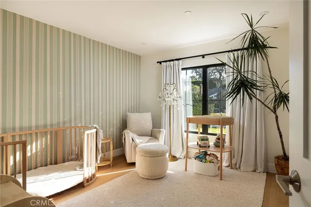 $5,500,000 | 2012 Port Chelsea Place, Newport Beach, CA 92660