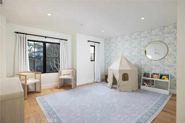 $5,500,000 | 2012 Port Chelsea Place, Newport Beach, CA 92660