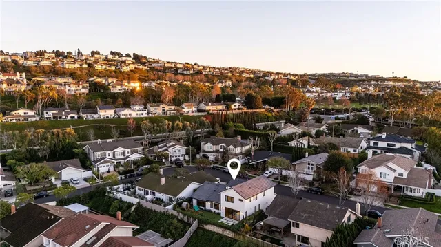 $5,500,000 | 2012 Port Chelsea Place, Newport Beach, CA 92660