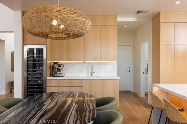 $5,500,000 | 2012 Port Chelsea Place, Newport Beach, CA 92660