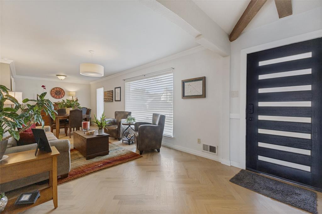 9512 Fallbrook Drive Dallas, TX 75243 - Photo 2 of 21