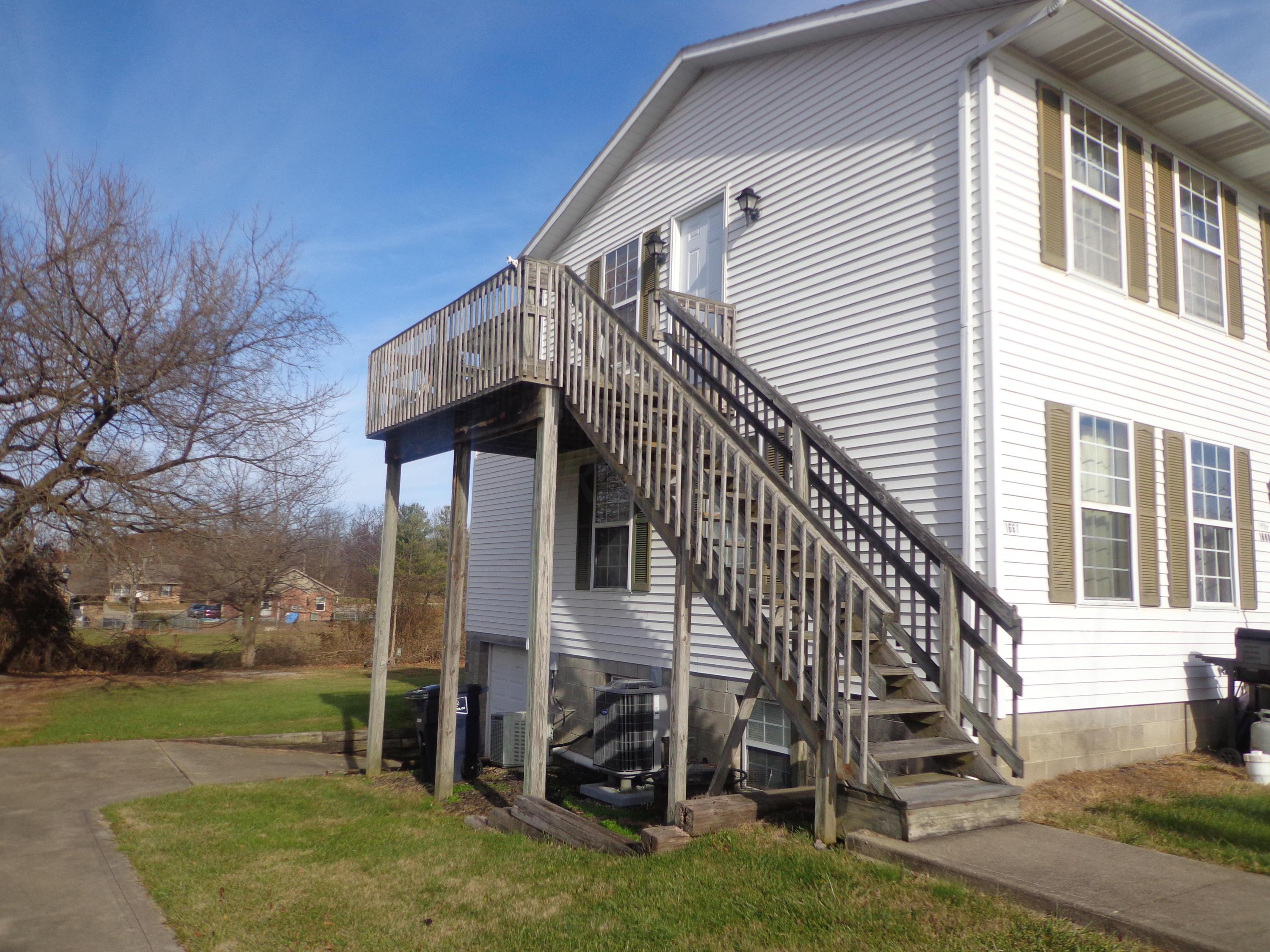 1661-1665 Ridgeview Court Lancaster, OH 43130 - Photo 2 of 11