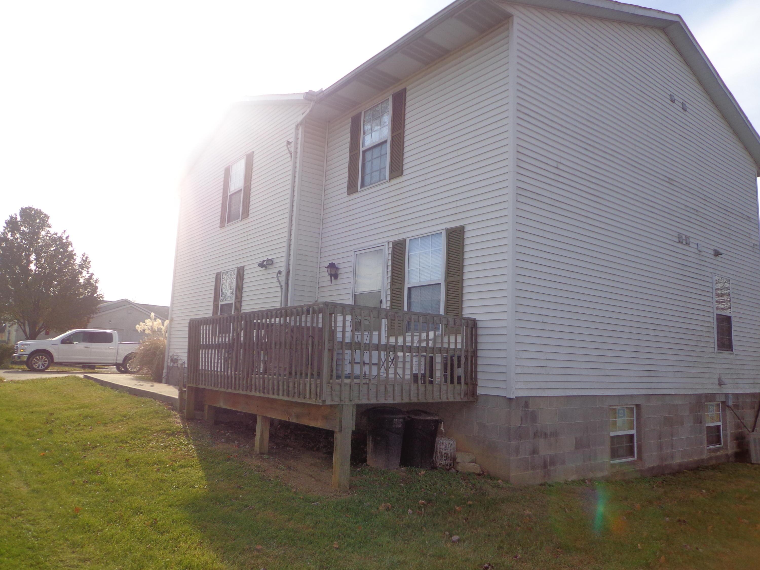 1661-1665 Ridgeview Court Lancaster, OH 43130 - Photo 3 of 11