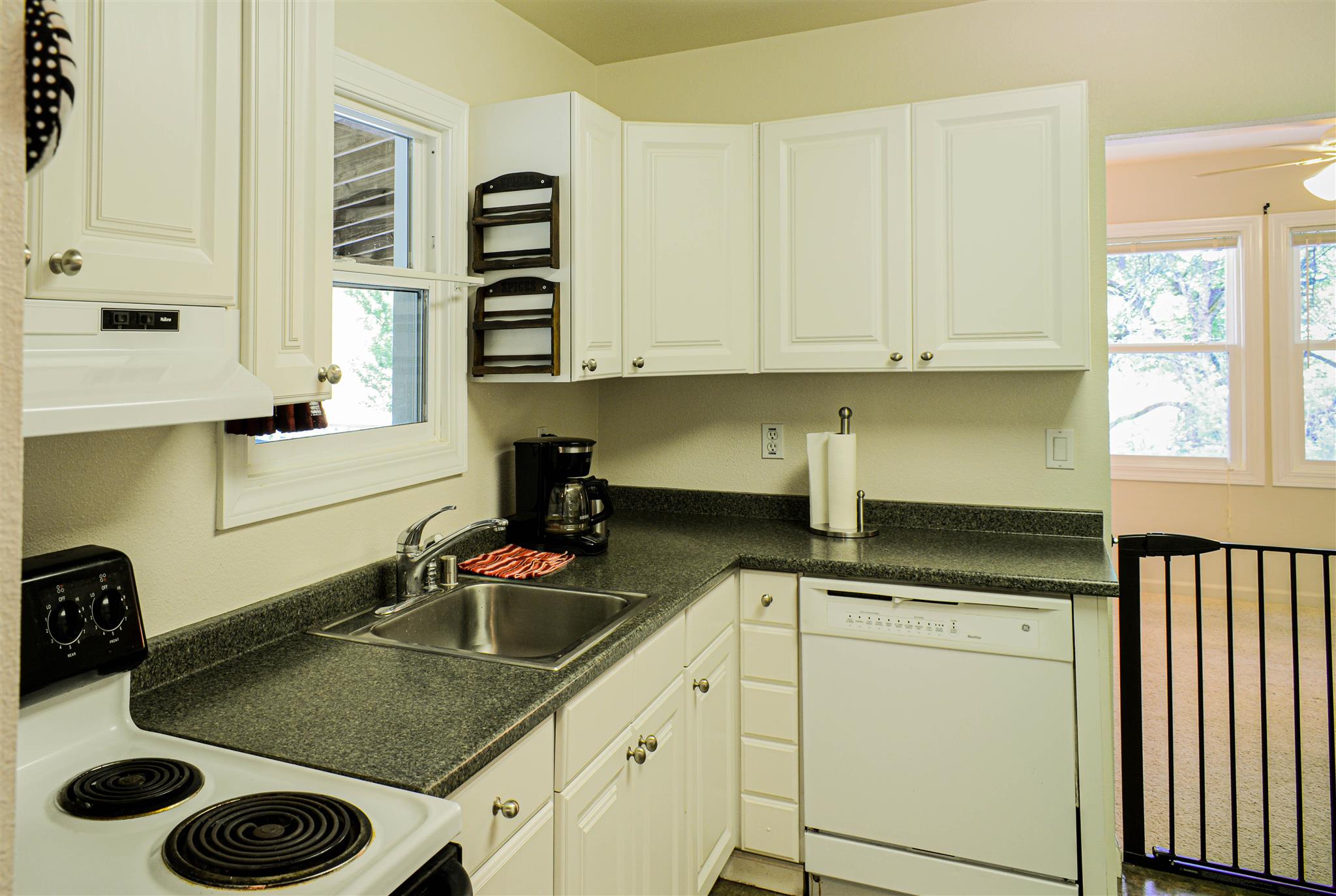 9003 State Rte 31 Ione, WA 99139 - Photo 3 of 38 Gallery Image 3