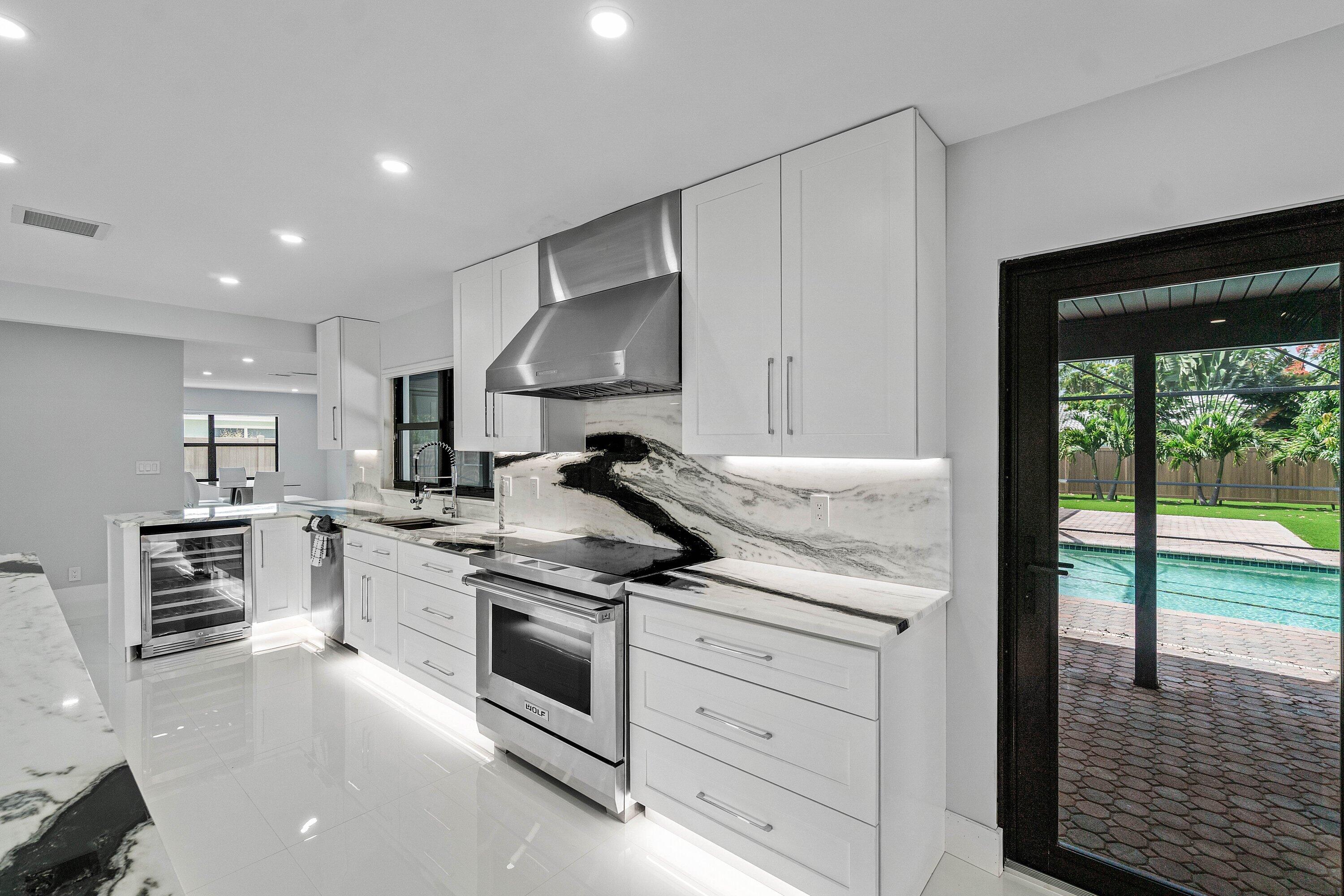 820 Southwest 16th Street Boca Raton, FL 33486 - Photo 10 of 44 016-820Southwest16thStreet-BocaRaton-FL-