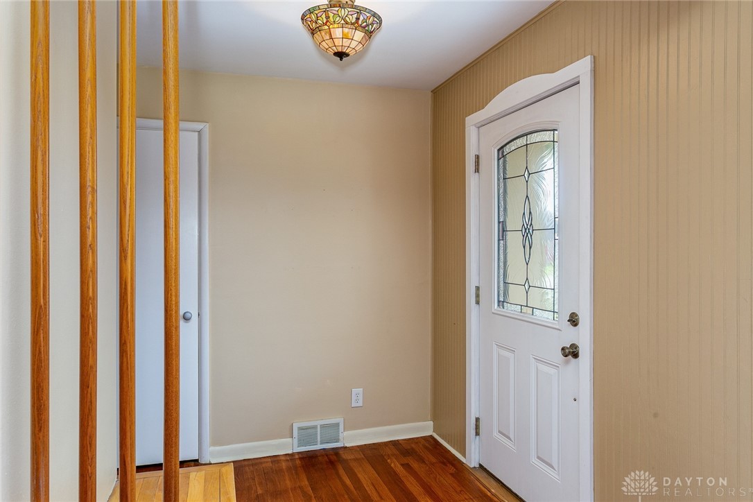 1009 Westgate Road Troy, OH 45373 - Photo 6 of 43 Gallery Image 6
