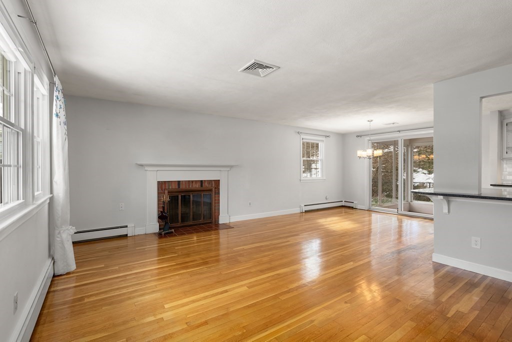 32 Jodie Road Framingham, MA 01702 - Photo 4 of 32 Gallery Image 4