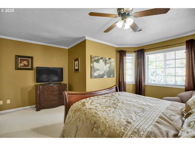 $1,050,000 | 15703 Southwest Barrington Terrace, Tigard, OR 97224