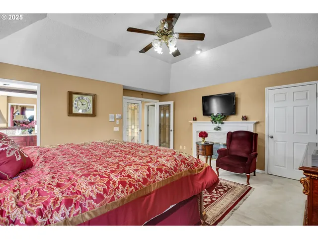 $1,050,000 | 15703 Southwest Barrington Terrace, Tigard, OR 97224