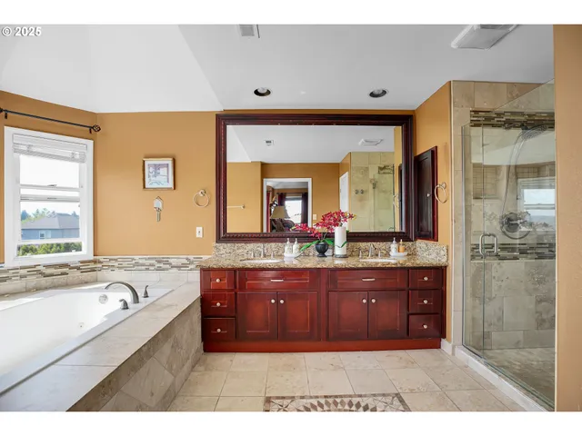 $1,050,000 | 15703 Southwest Barrington Terrace, Tigard, OR 97224