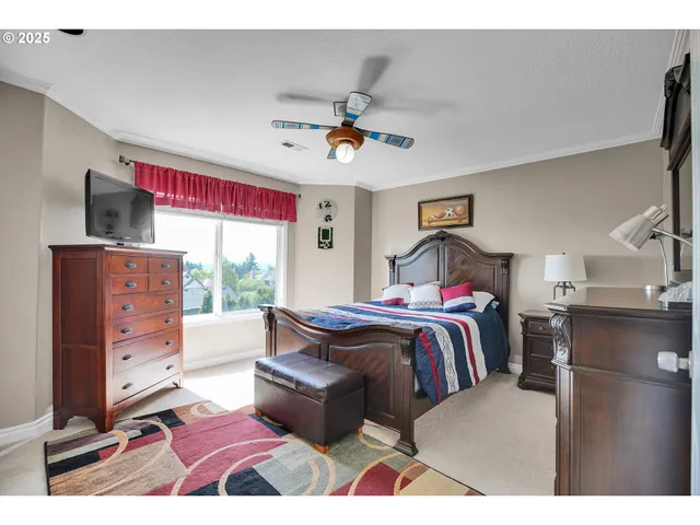 $1,050,000 | 15703 Southwest Barrington Terrace, Tigard, OR 97224