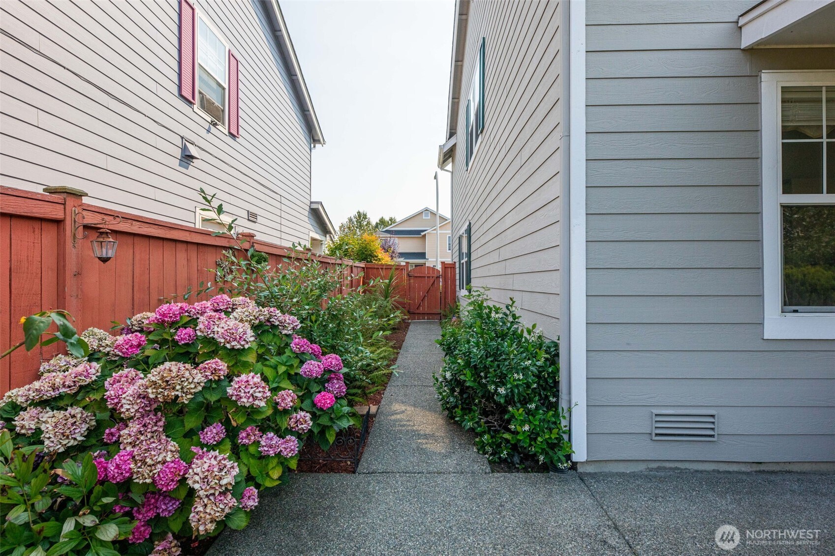 277 Edmonds Avenue Southeast Renton, WA 98056 - Photo 33 of 40 Gallery Image 33
