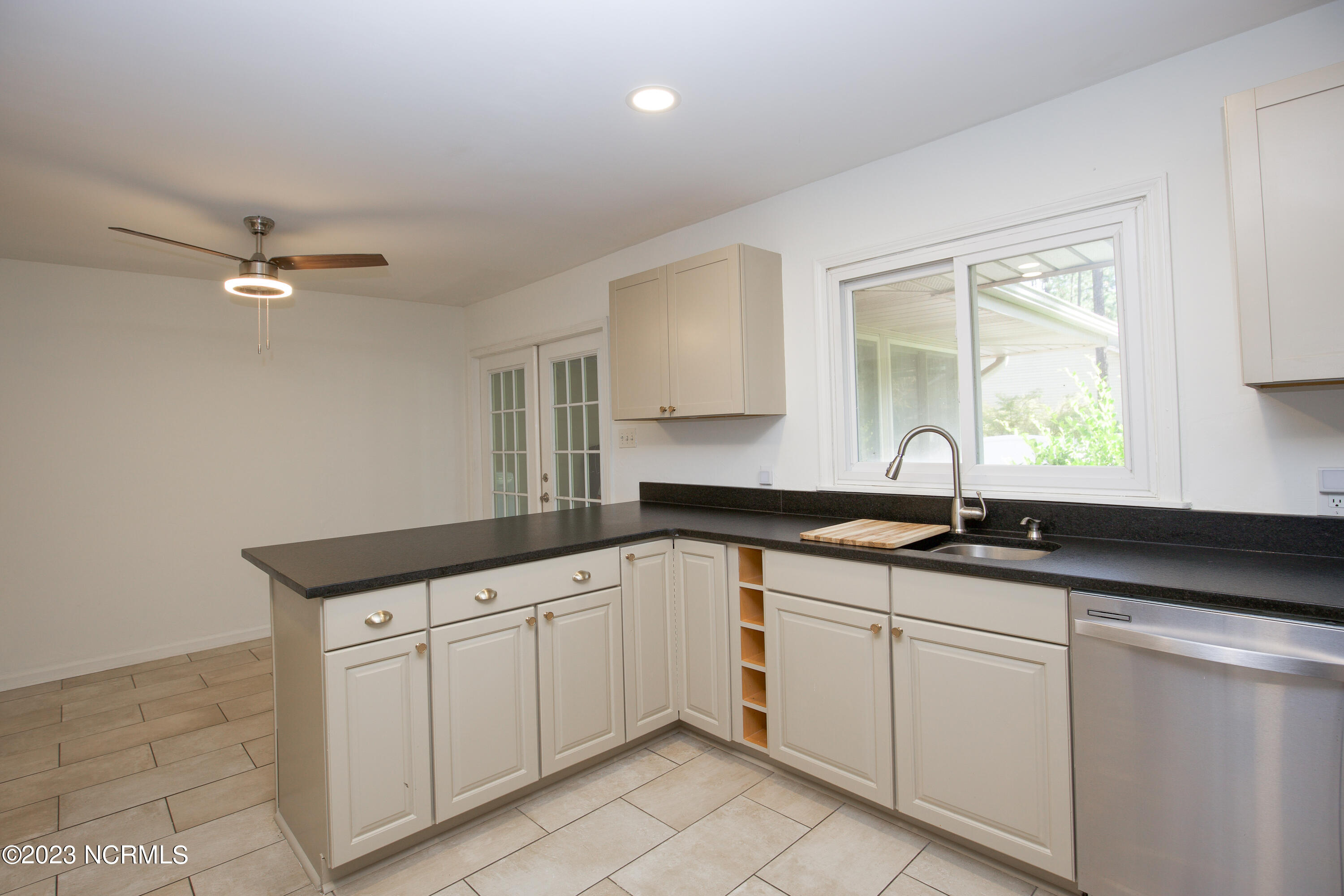 1000 Robinwood Road Aberdeen, NC 28315 - Photo 19 of 65
