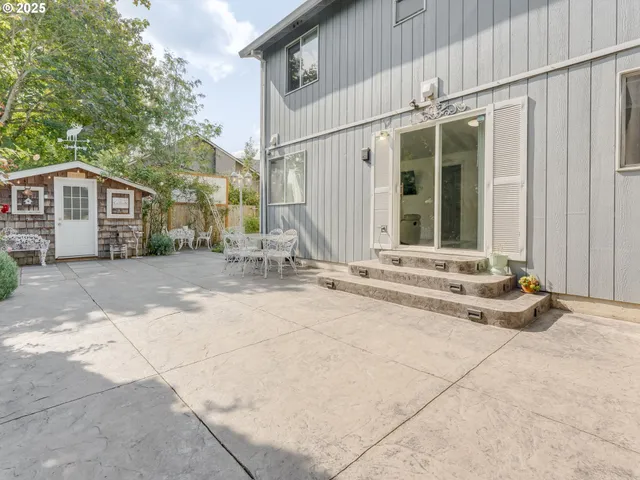 $490,000 | 3200 Southeast Hampton Loop, Troutdale, OR 97060