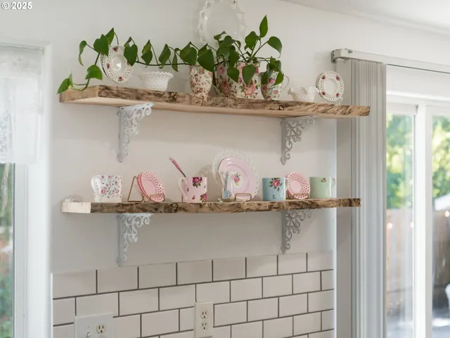 $490,000 | 3200 Southeast Hampton Loop, Troutdale, OR 97060