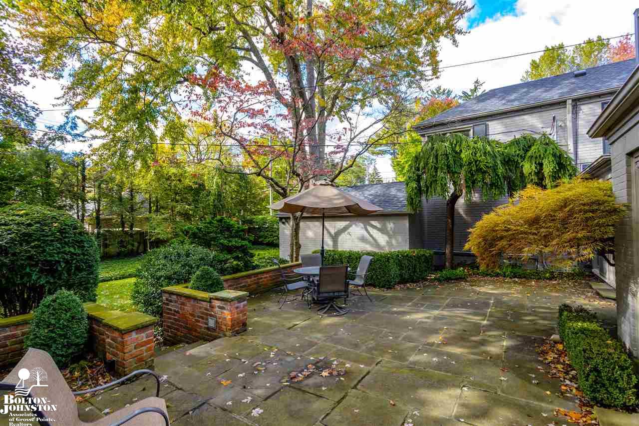 193 Merriweather Road Grosse Pointe Farms, MI 48236 - Photo 56 of 68